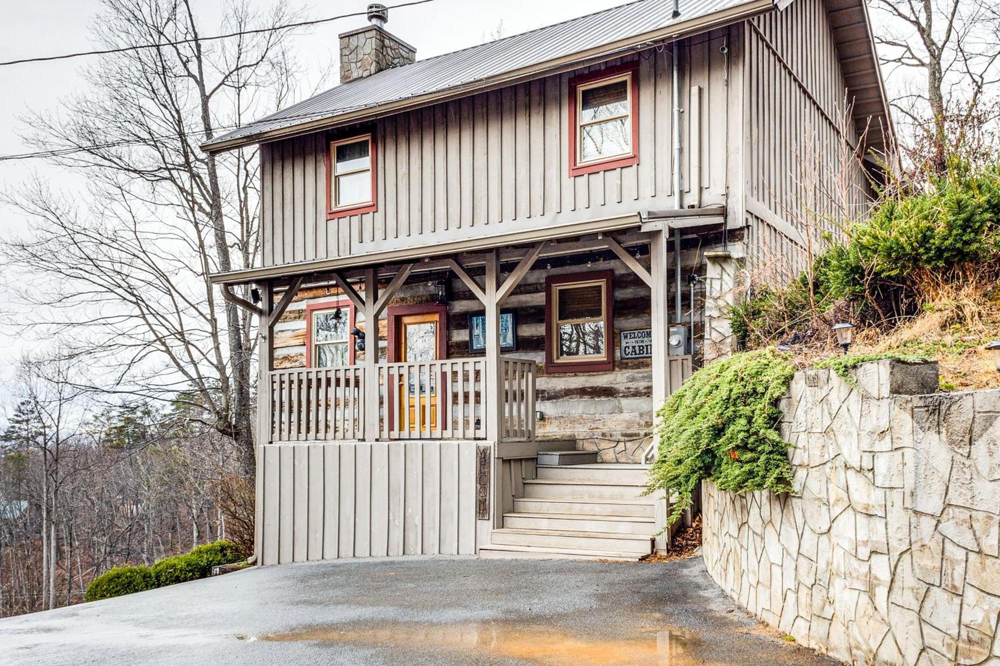 Spacious Gatlinburg Cabin With Hot Tub And Game Room! Exteriér fotografie