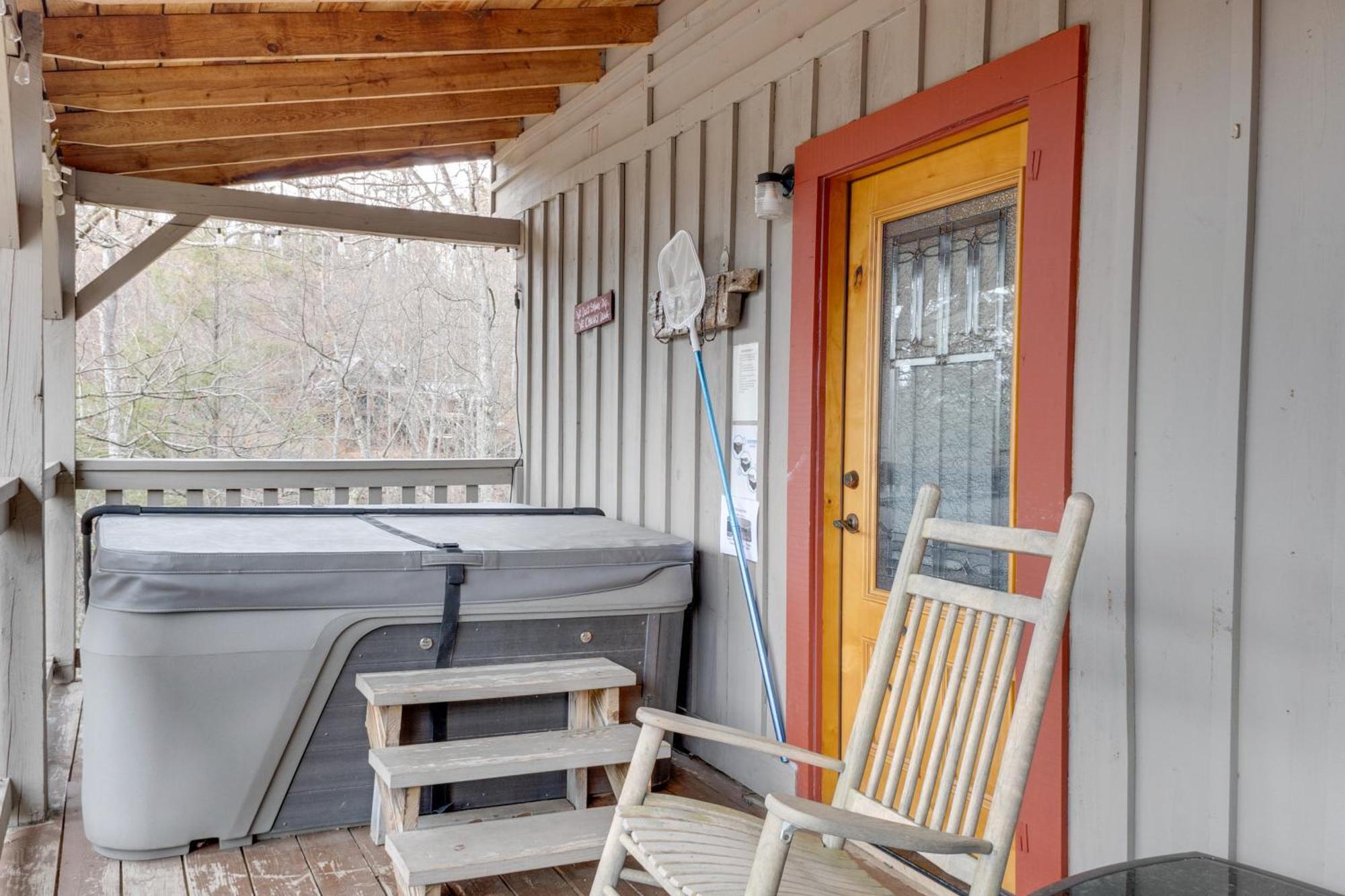 Spacious Gatlinburg Cabin With Hot Tub And Game Room! Exteriér fotografie